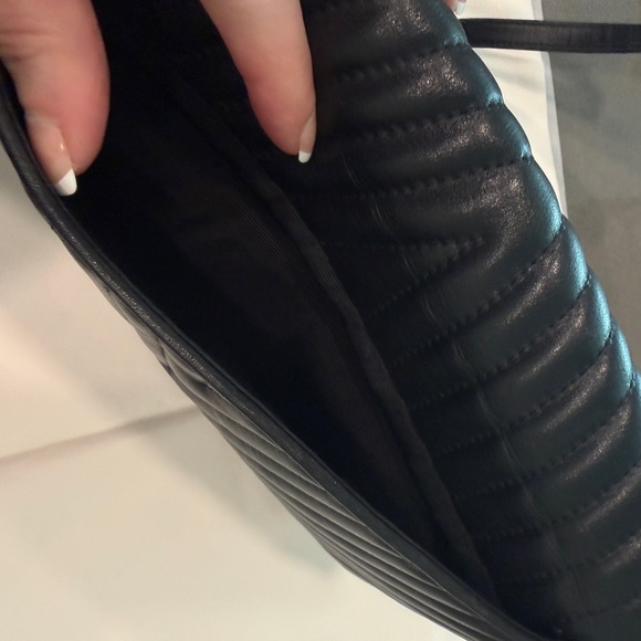 Vintage Valentino Black Quilted Leather Clutch - Picture 5 of 10